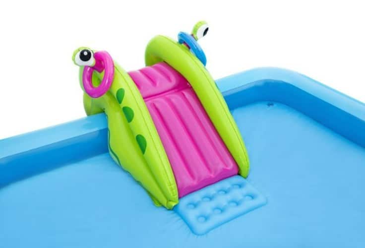 בריכת פעילות – מרכז החלל