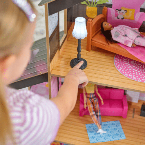 בית בובות + חווה