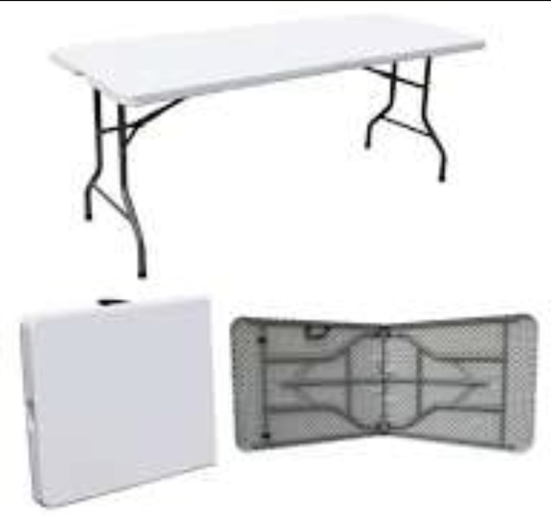 שולחן פלסטיק מתקפל 180 ס"מ להשכרה