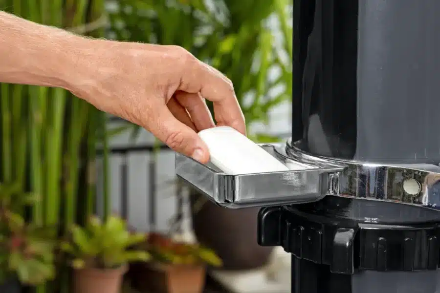 ⁦מקלחון חיצוני לחצר/גינה עם ראש מקלחון מתכוונן 35 ליטר | מקט BESTWAY| 58696⁩ – תמונה ⁦4⁩